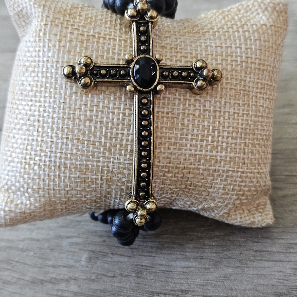 Plunder Cross Bracelet